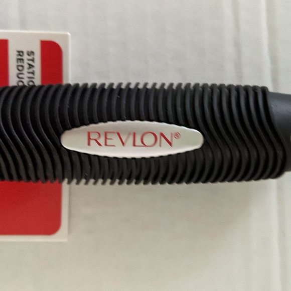 Revlon Easy Detangling Cushion Brush - Picture 2 of 4
